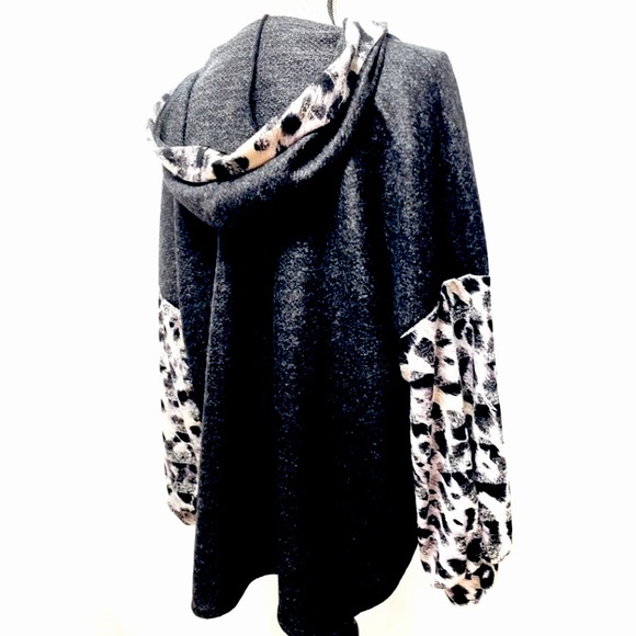 Open Black/Gray Blend Jacket Animal Print Trim with Hood Front Chest Pockets NWT - Picture 5 of 16